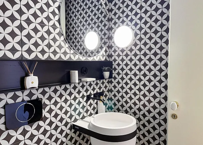 Award-winning Loft Design With View To Douro River شقة