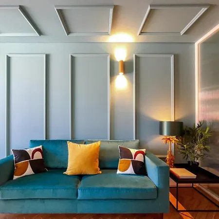 Award-winning Loft Design With View To Douro River Lägenhet